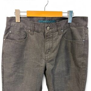 Perry Ellis Men's Charcoal Gray Straight Slim Jeans
